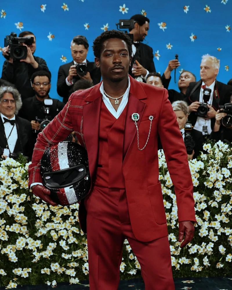 Демсон Идрис на Met Gala 2025 / Фото: @damsonidris