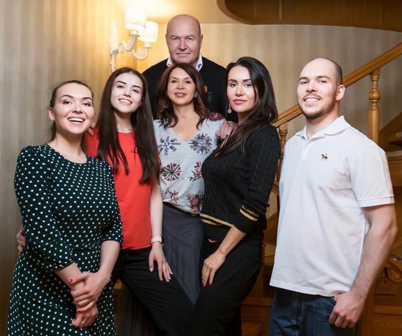 Ольга Агурбаш и Николай Агурбаш с детьми Ольга Агурбаш и Николай Агурбаш с детьми