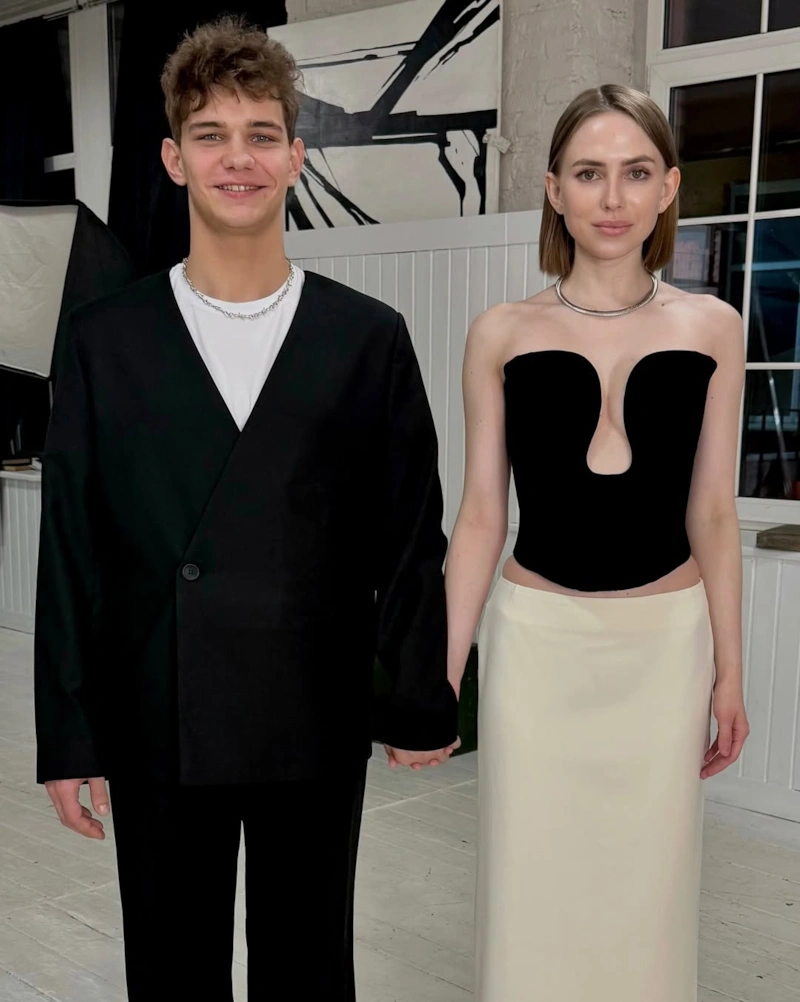 Слава Копейкин и Яна Енжаева Слава Копейкин и Яна Енжаева