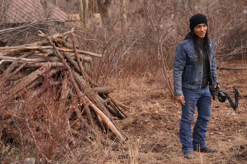 Зан Маккларнон в фильме «Государственный гимн»