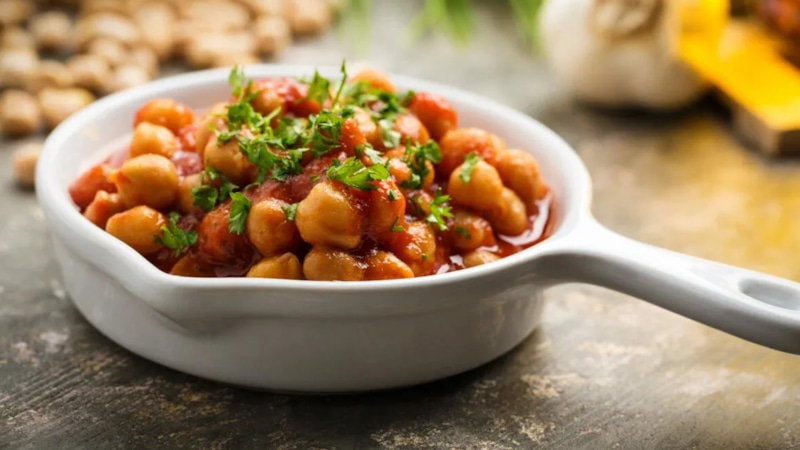 Нут в томатах: вкус лета зимой