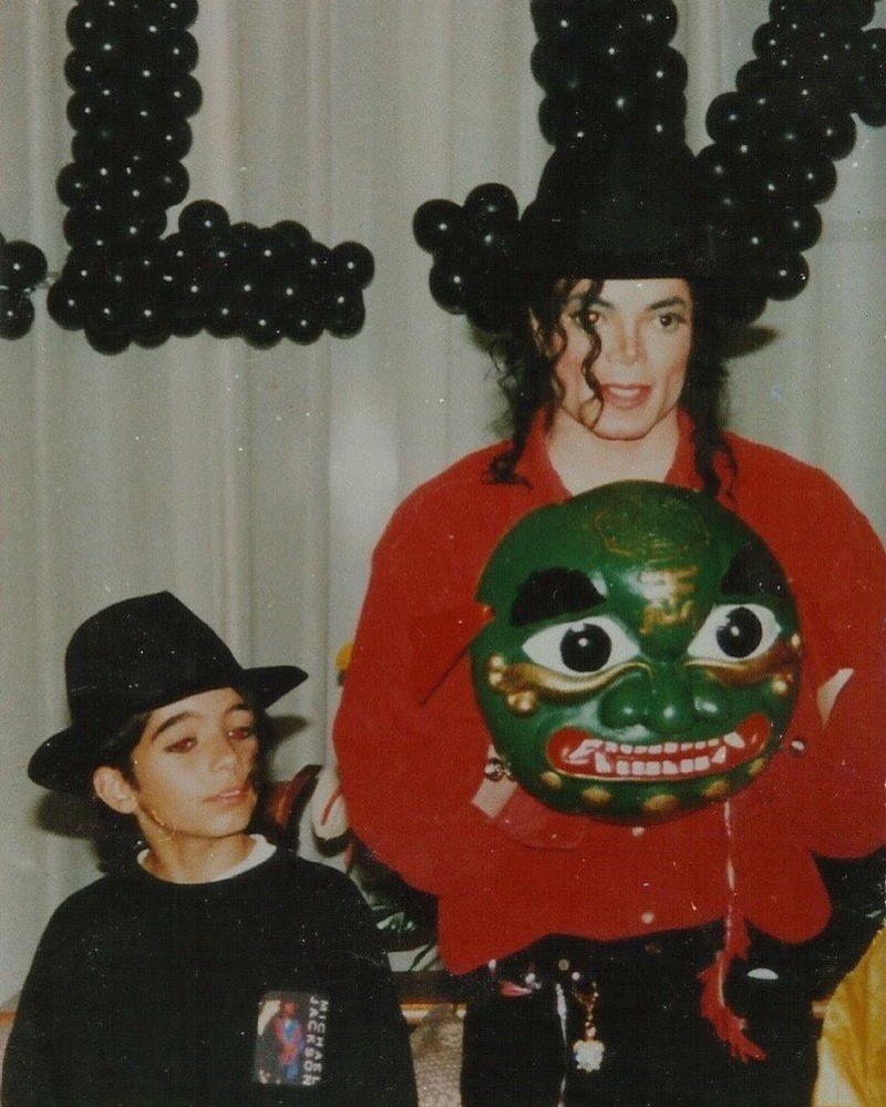 Омер Бхатти и Майкл Джексон