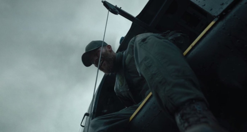 Оливер Тревена в фильме «Ущелье»