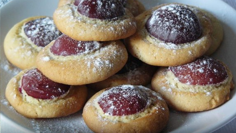 Летний десерт: сливовое печенье Летний десерт: сливовое печенье
