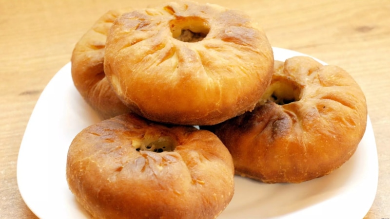 Татарские перемячи: сочные пирожки с характером