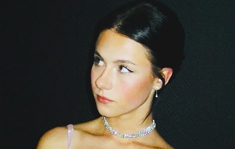 Дочь Ефремова улетела покорять Америку Дочь Ефремова улетела покорять Америку