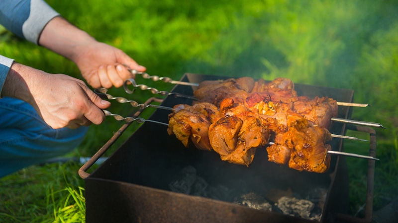 Недожаренный шашлык: скрытая угроза