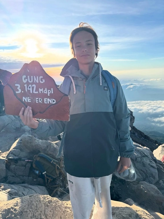 Сaми Долмaтов в 2025 году Сaми Долмaтов в 2025 году