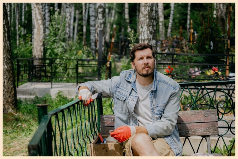 Сергей Канаев в сериале «Праздники» Сергей Канаев в сериале «Праздники»