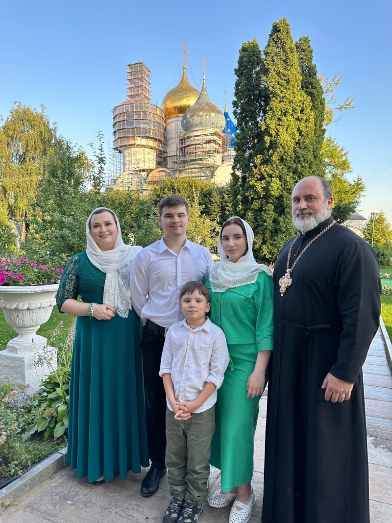 Юлия Узун с мужем и детьми