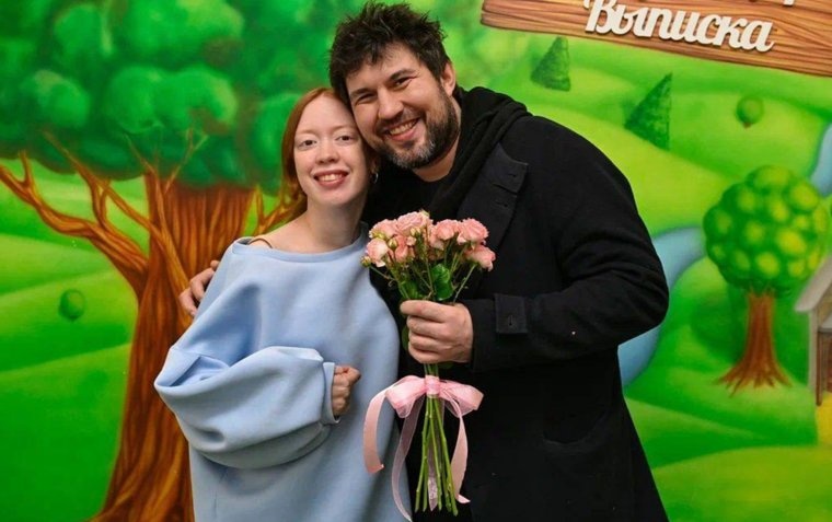 Арина Алибасова и Бари Алибасов-младший Арина Алибасова и Бари Алибасов-младший