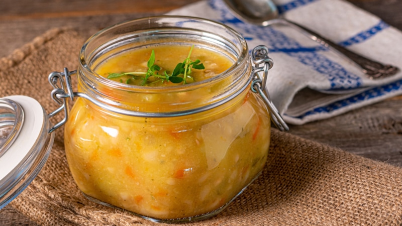 Заготовка на зиму: гороховый суп в банках