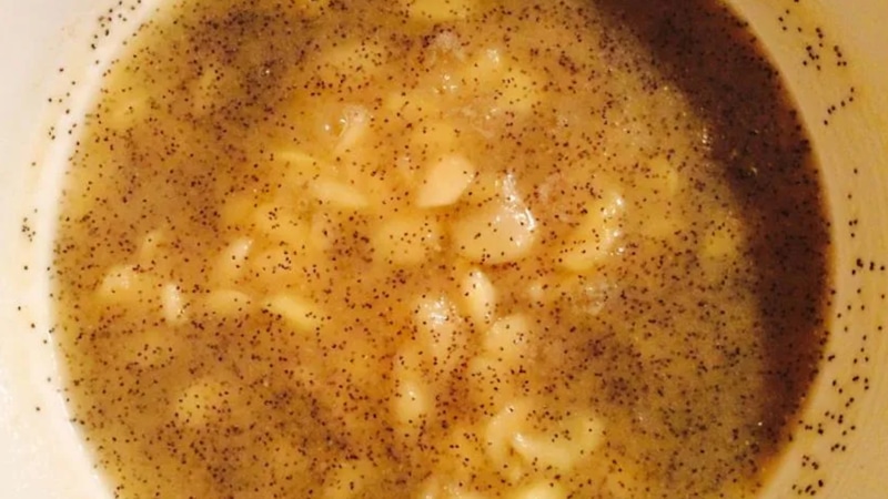 Утонченный десерт: грушевое варенье с маком