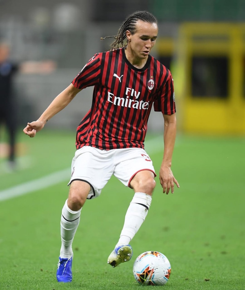 Диего Лаксальт в «Милaне» Диего Лаксальт в «Милaне»