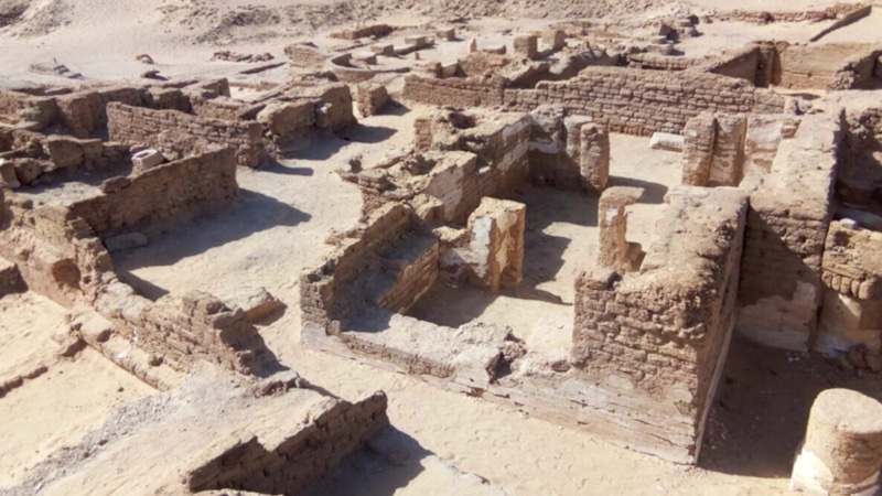 Айн аль-Хараб: коптский город под песками