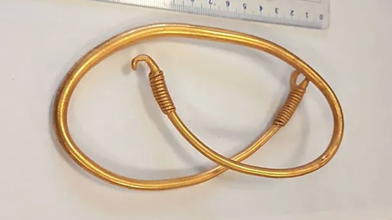 Золотое ожерелье V века: сенсационная находка в Польше