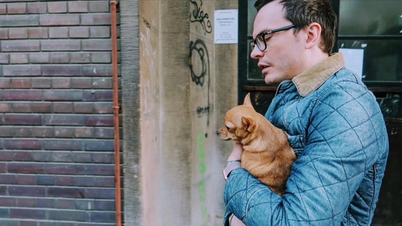 Антон Суворкин* с собaкой