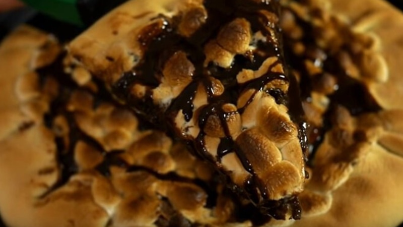 Шоколадная пицца: сладкий праздник