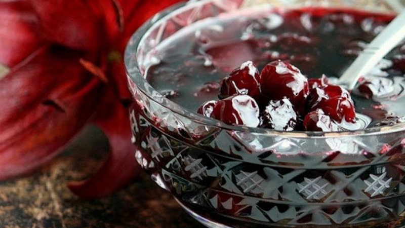 Варенье-сенсация: вишня, шоколад и ваниль