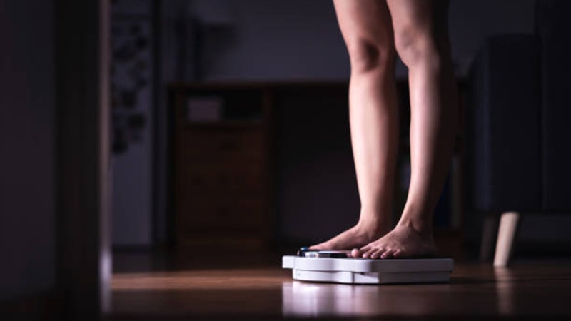 Суровые диеты обманывают: килограммы вернутся