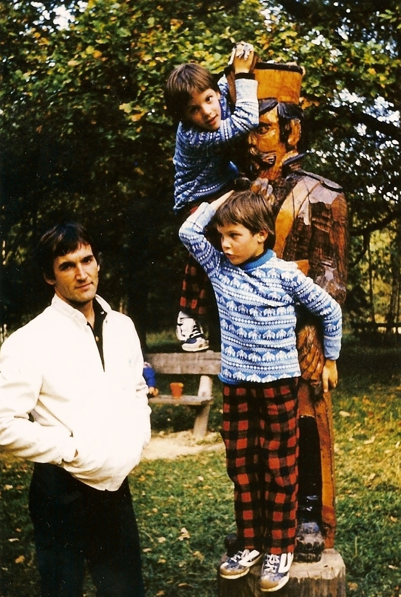 Певец Александр Мирошник - бывший муж Марии Арбатовой