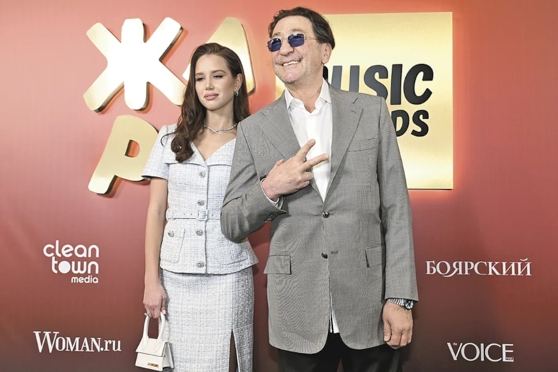 Григорий Лепс съехался с юной невестой и раскрыл детали свадьбы Григорий Лепс съехался с юной невестой и раскрыл детали свадьбы