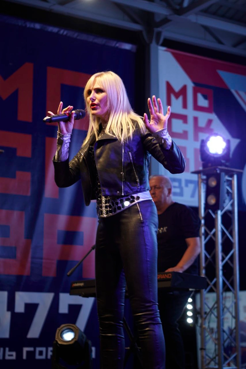 Наталия Родина — солистка группы «Восток»