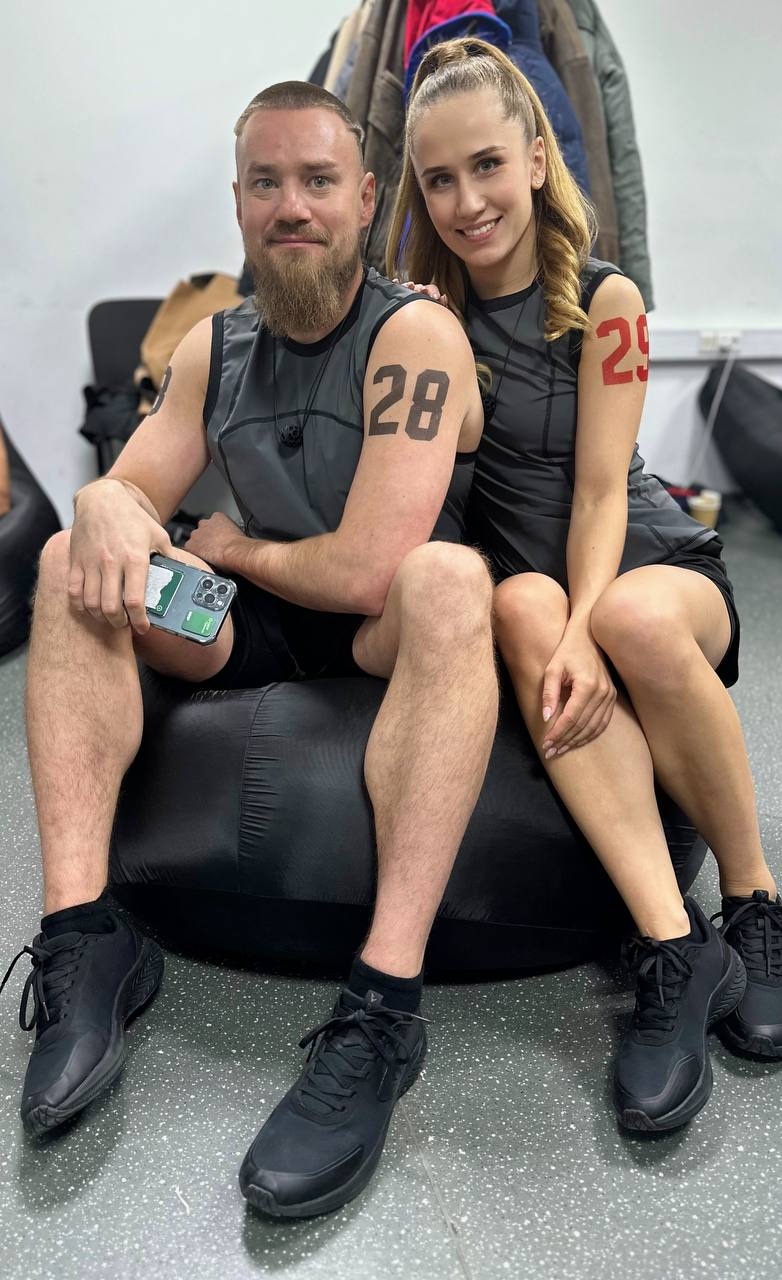 Евгений Кузнецов и Юлия Тимошинина в шоу «Титаны» на ТНТ