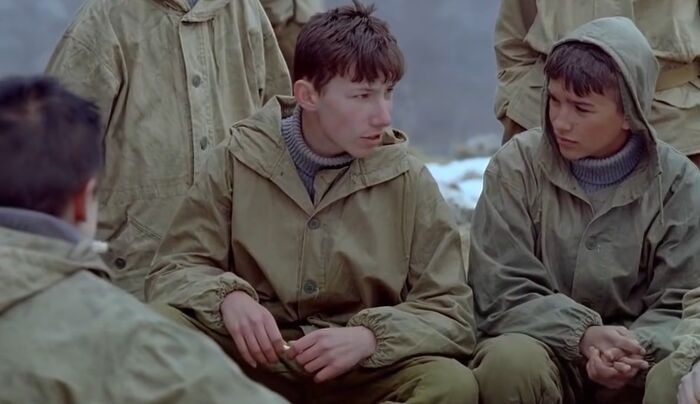 Кирилл Емельянов в фильме «Сволочи»