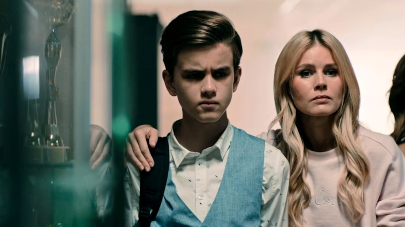 Егор Леонтьев и Екатерина Кузнецова в сериале «Родком» Егор Леонтьев и Екатерина Кузнецова в сериале «Родком»