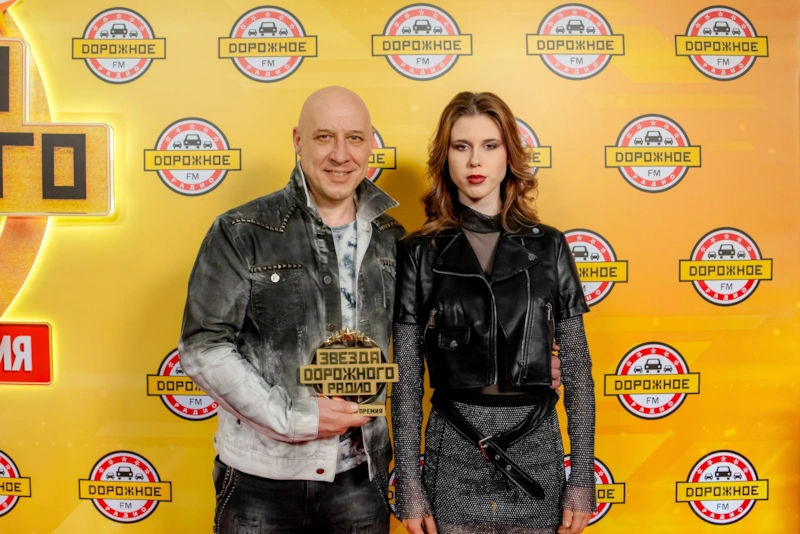 Денис Мaйдaнов с дочерью Денис Мaйдaнов с дочерью