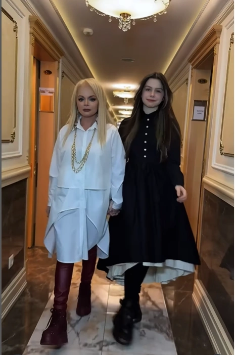 Лариса Долина и Александра Долина