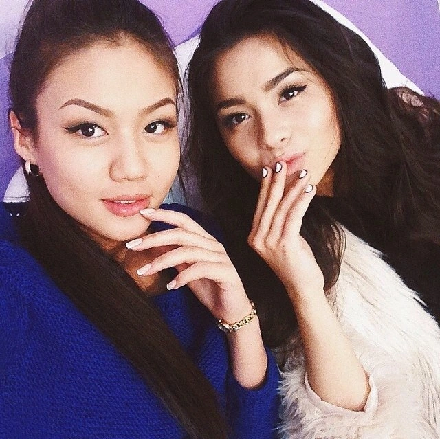 Диана Коркунова и Айжан Асемова