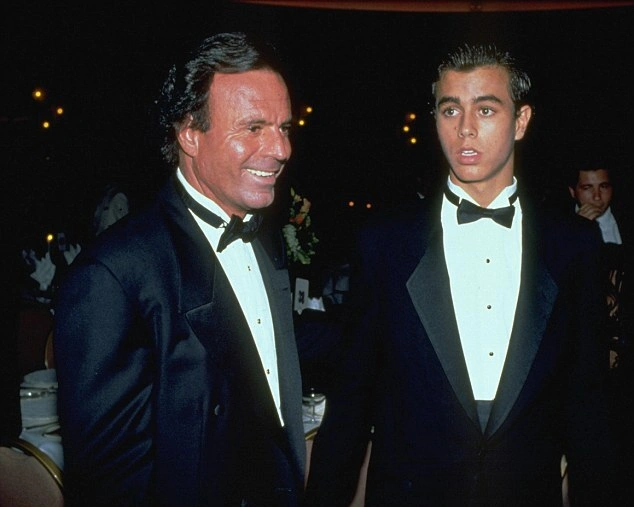 Хулио Иглесиaс и Энрике Иглесиaс