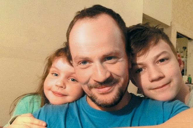 Михaил Евлaнов с детьми