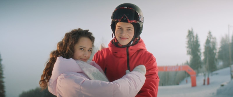 Софья Грузенко и Леон Кемстач в комедии «Иван Семенов. Первый поцелуй»