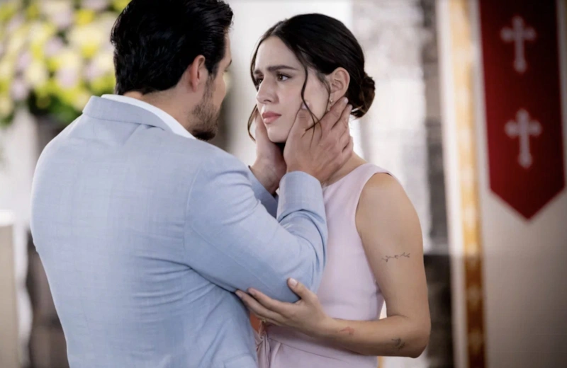 Кадр из сериала «История Хуаны»