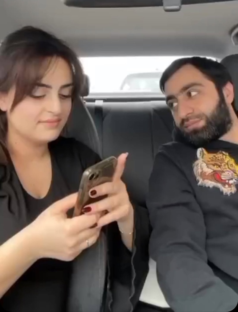 Аслан Бижоев с женой / Фото: @aslanbek_bizhoev