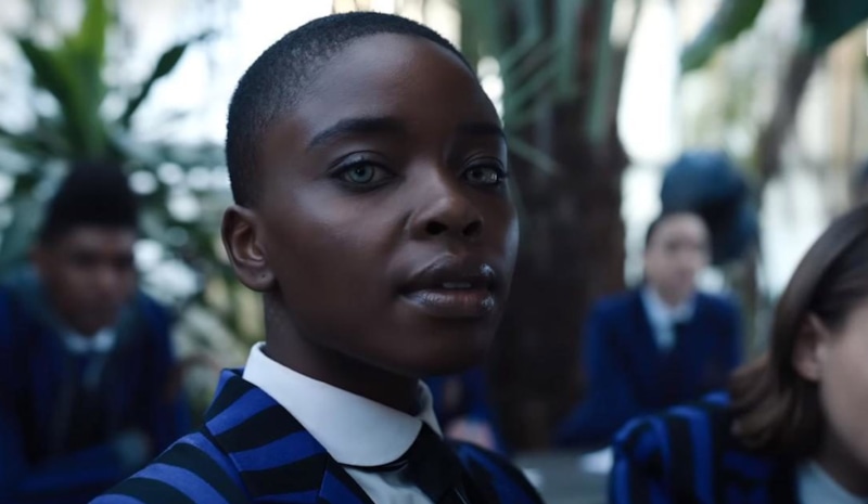 Джой Сандей в сериале «Уэнсдей»