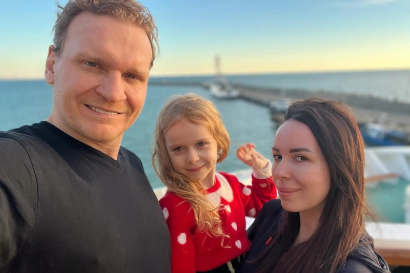 Сергей Сафронов с женой Екатериной и дочерью Сергей Сафронов с женой Екатериной и дочерью