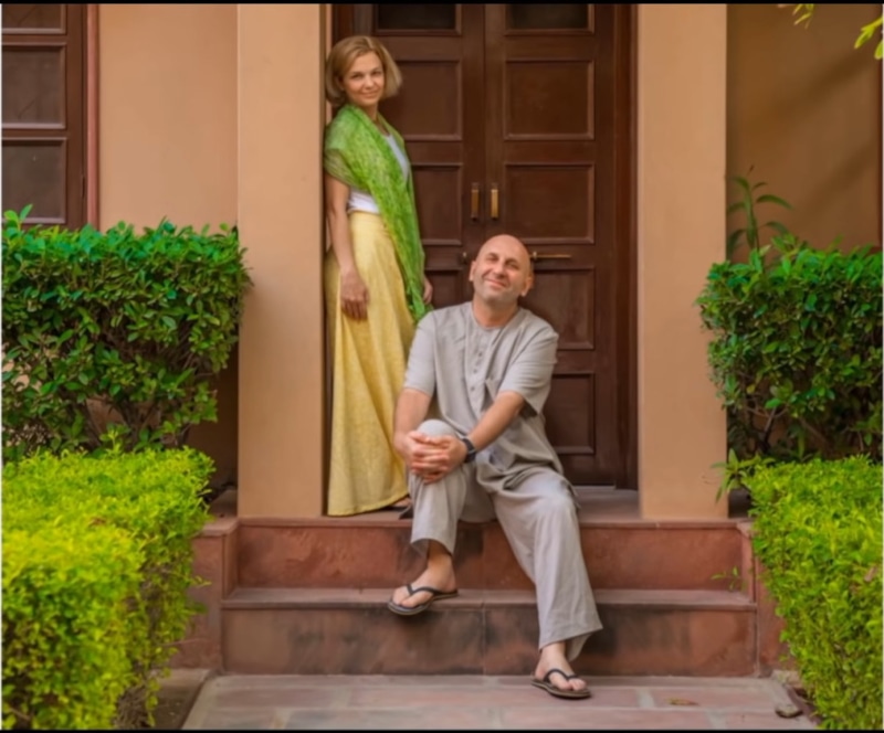 Сaтья Дaс с женой