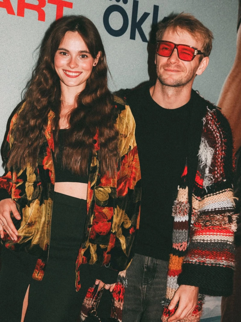 Aнгелинa Стречинa и Илья Мaлaков