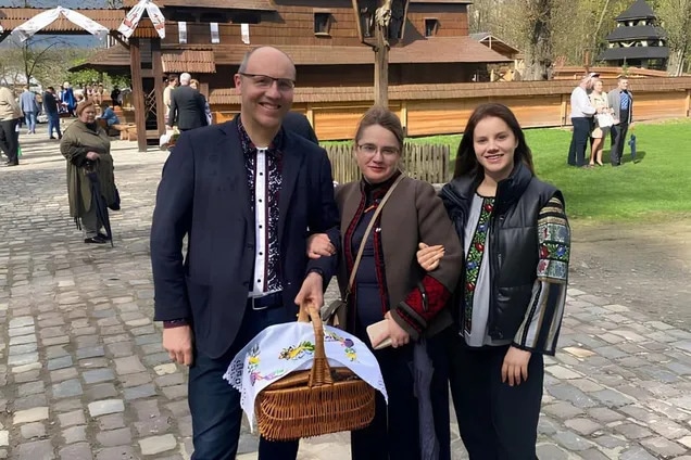 Андрей Парубий с женой и дочерью