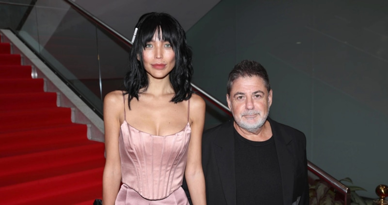 Жену Цекало обвинили в богохульстве из-за купальника