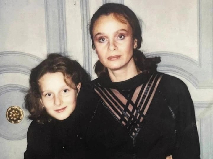 Мариэтта Цигаль-Полищук в детстве