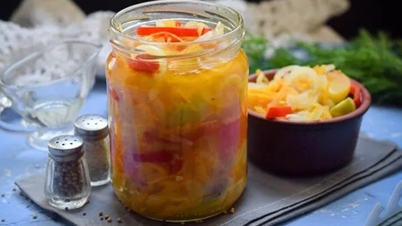 Салат «Краски осени»: вкус теплого сезона