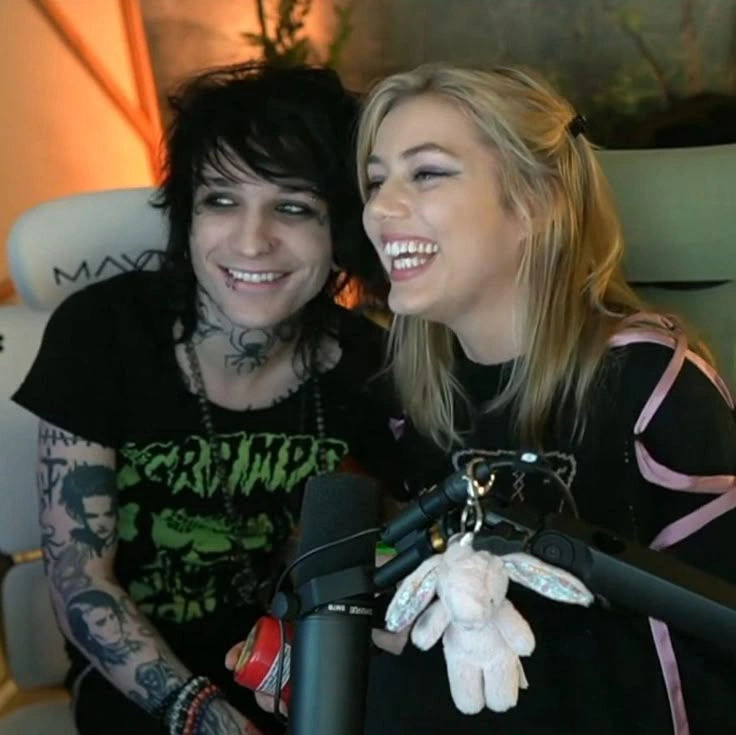 Грейс Ван Дин и Джонни Гилберт