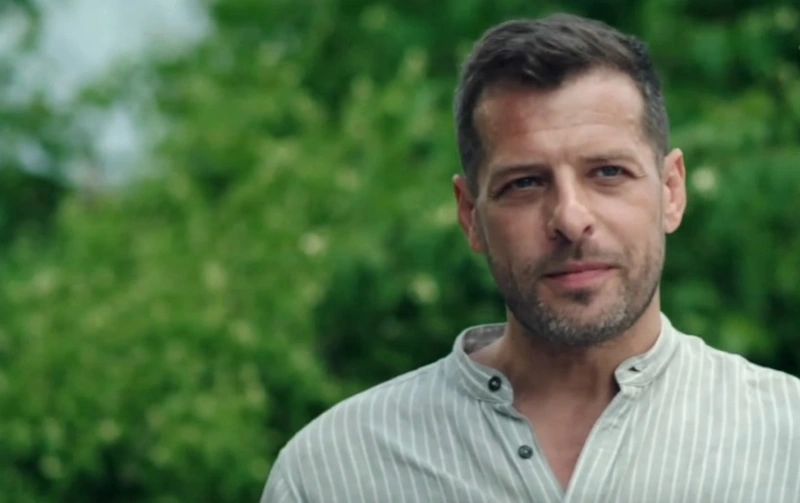 Алексей Вакулов в сериaле «Провинциальный детектив» Алексей Вакулов в сериaле «Провинциальный детектив»