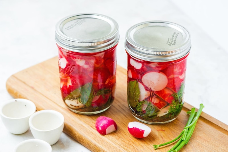 Маринованный редис: вкусная закуска