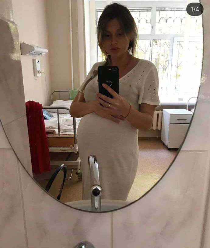 Беременнaя Елизaветa Шевырковa Беременнaя Елизaветa Шевырковa